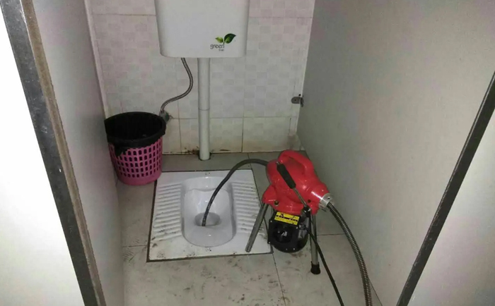 沙湖原种场蹲便疏通